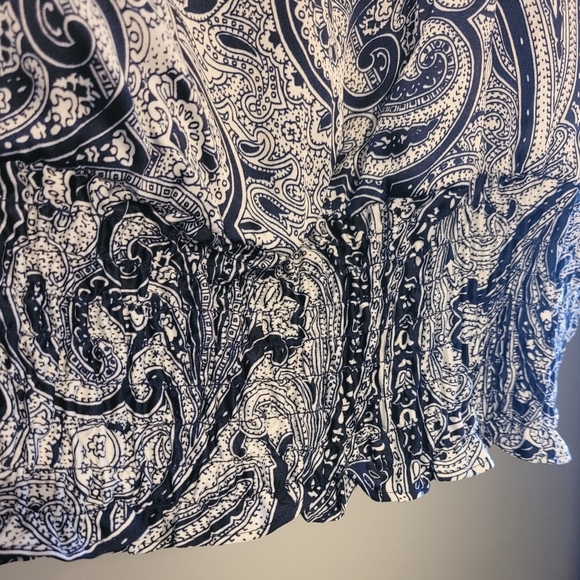 Michael Kors Blouse. - Picture 13 of 16